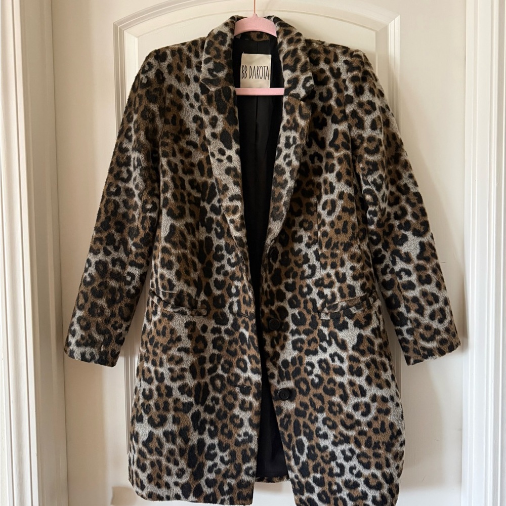 BB Dakota Leopard Print Blazer in women’s XS
